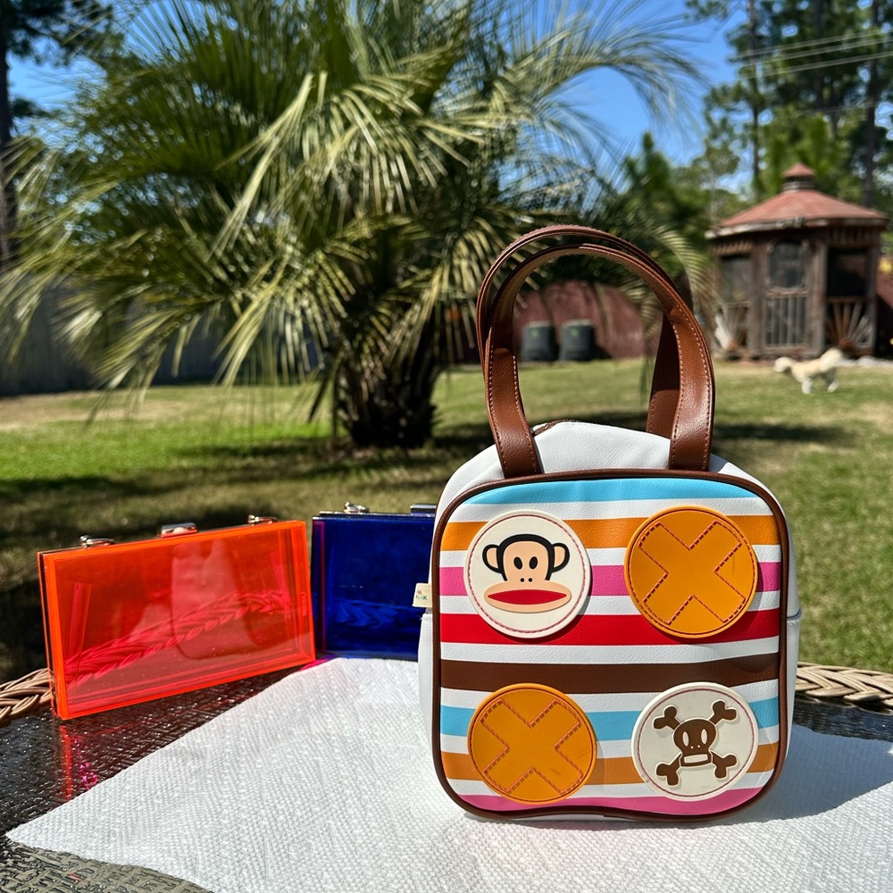 Paul Frank, orange lined bag, rare piece 2009
Perfect for spring or summer!